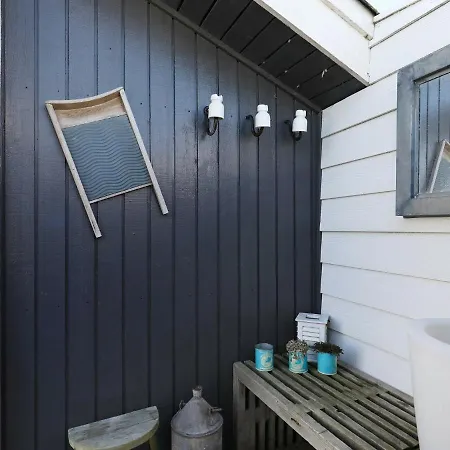 8 Person In Дом отдыха *